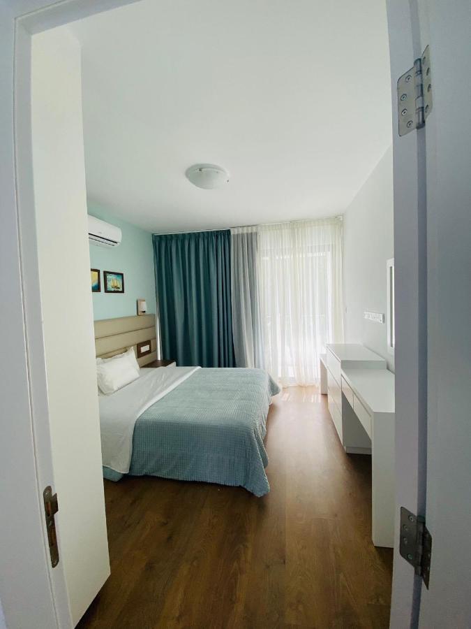 Victoria Suites Paphos Ngoại thất bức ảnh