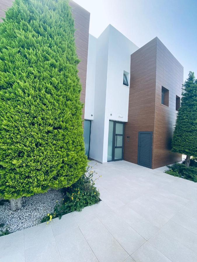 Victoria Suites Paphos Ngoại thất bức ảnh